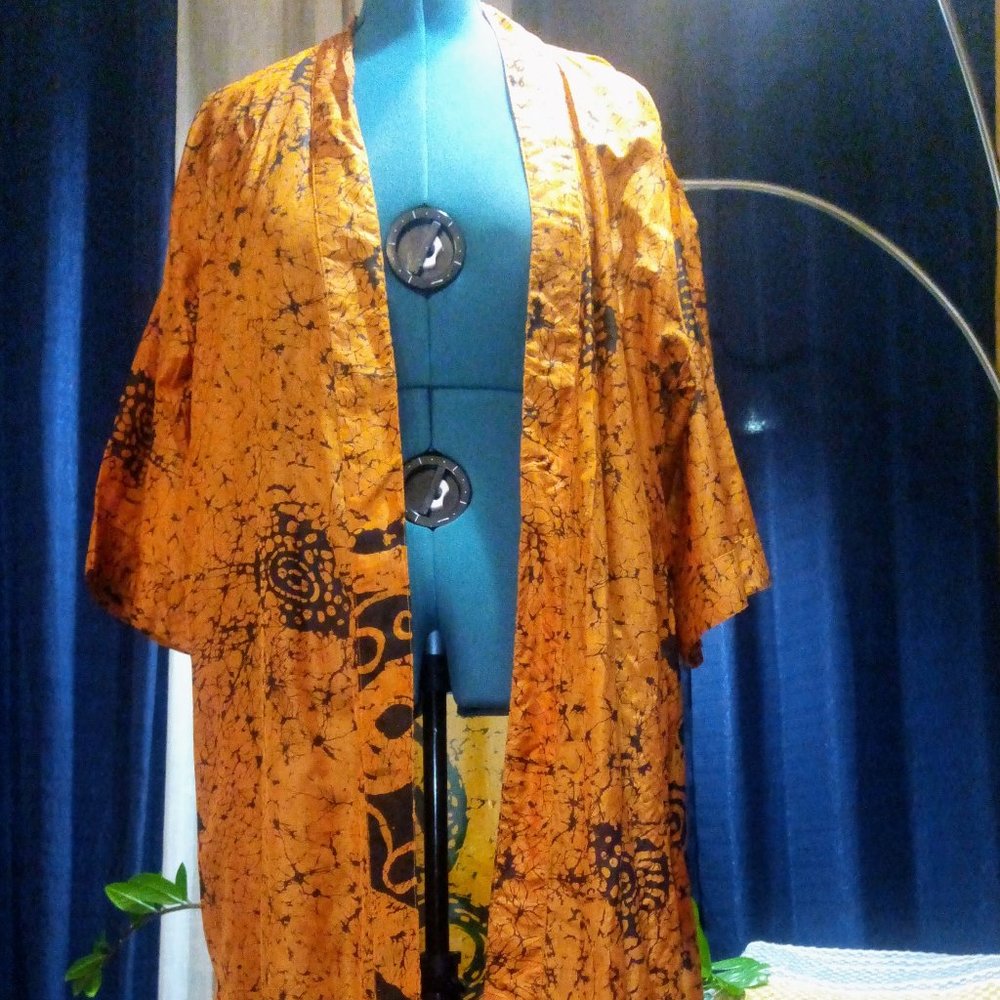 Silk-Blend Sari Duster Robe in Orange & Black New with Flaw - Picture 14 of 14